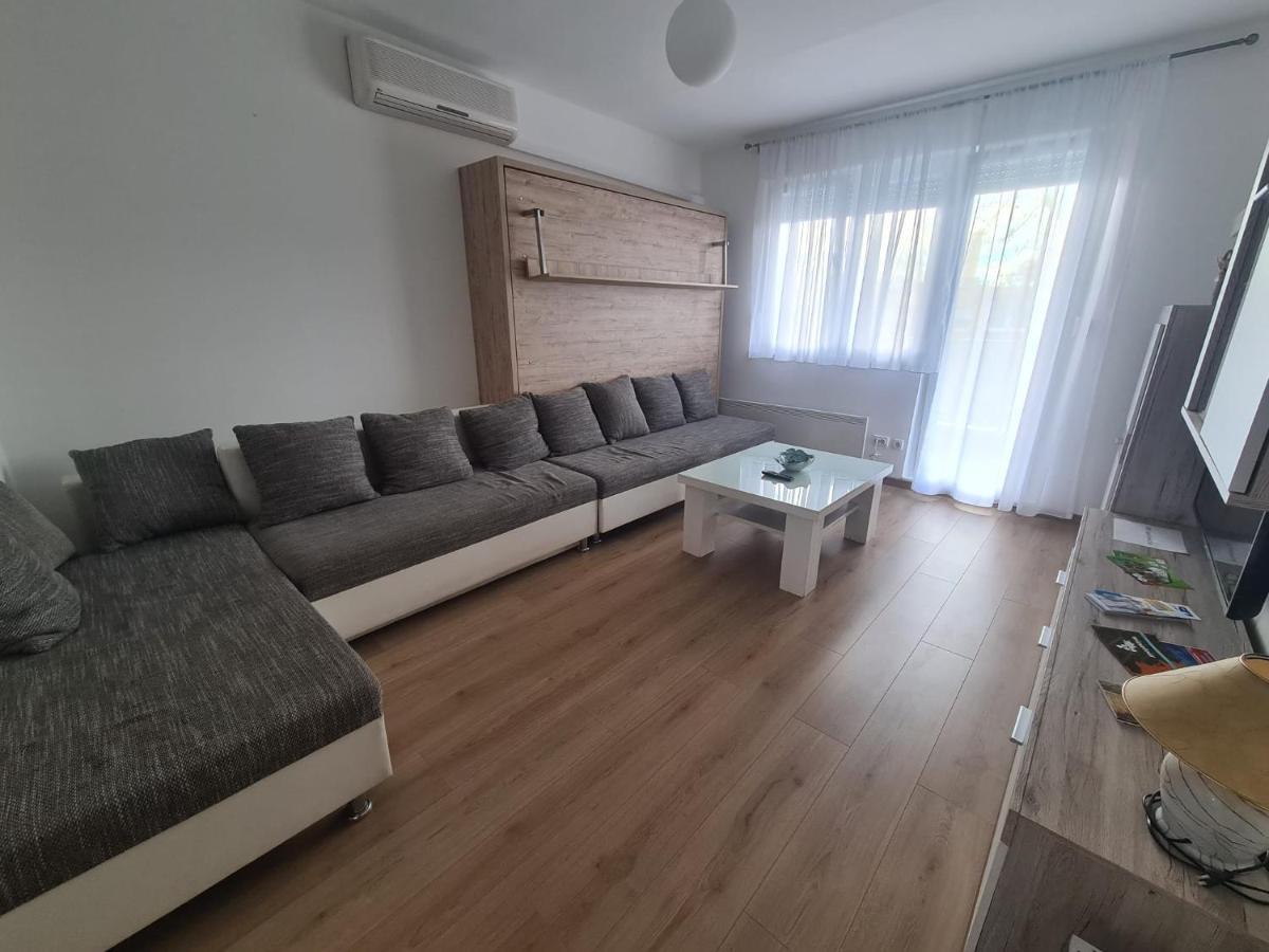 Apartman Yellow - Self Check In Osijek Exteriér fotografie